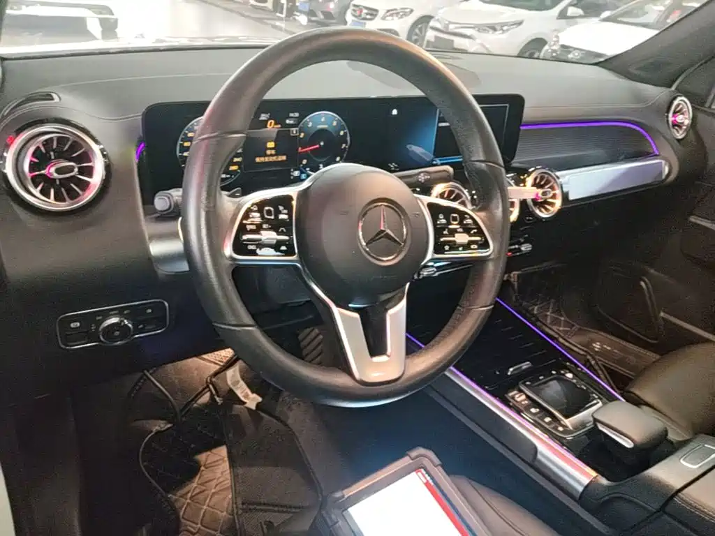 Mercedes-Benz GLB 2021 — фото 11