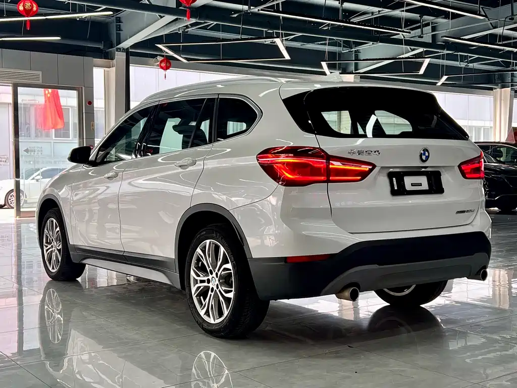 BMW X1 2019 — фото 20