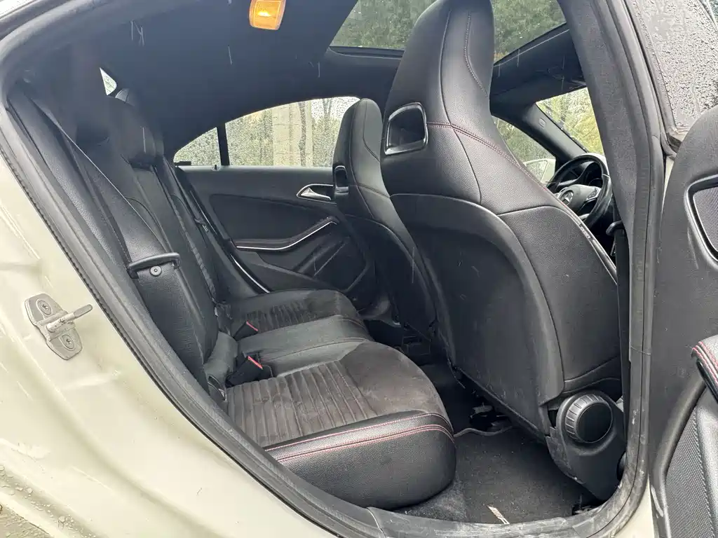 Mercedes-Benz CLA 2016 — фото 16