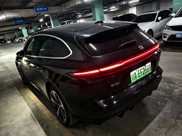NIO ET5T 2025
