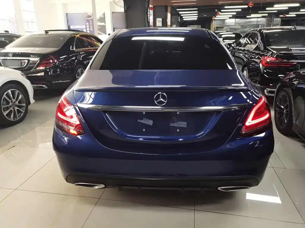 Mercedes-Benz C-Class 2021