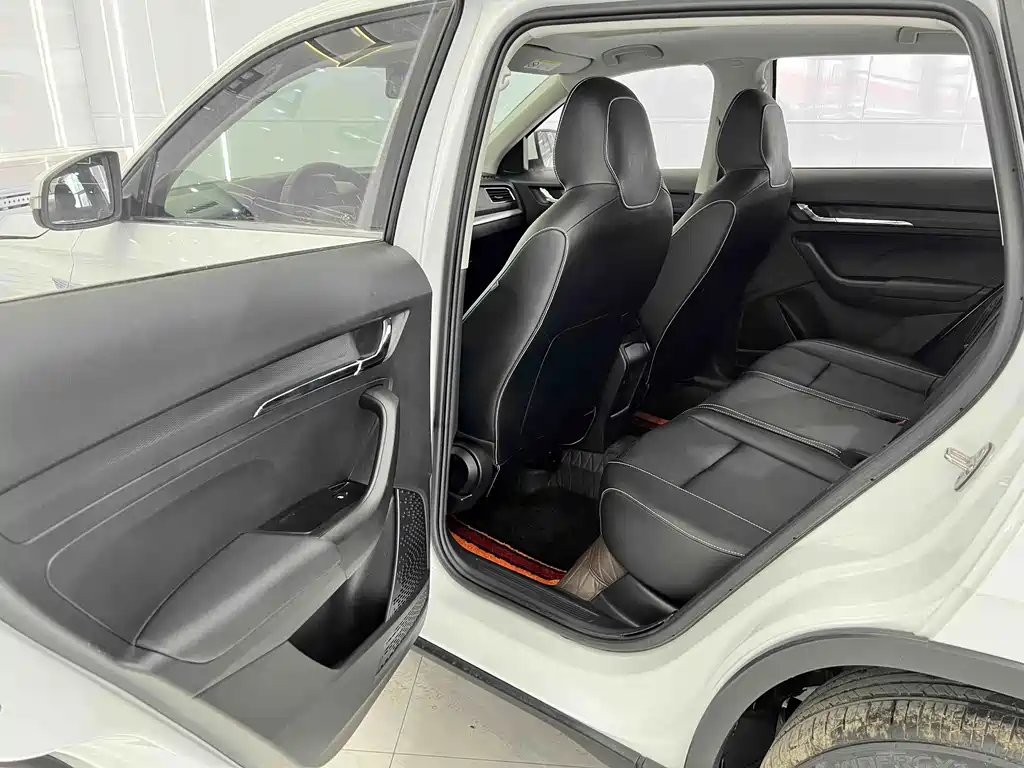 Skoda Kamiq 2023 — фото 10