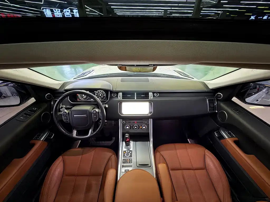 Land Rover Range Rover Sport 2017 — фото 11