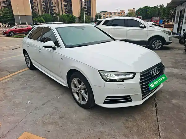 Audi A4L 2019
