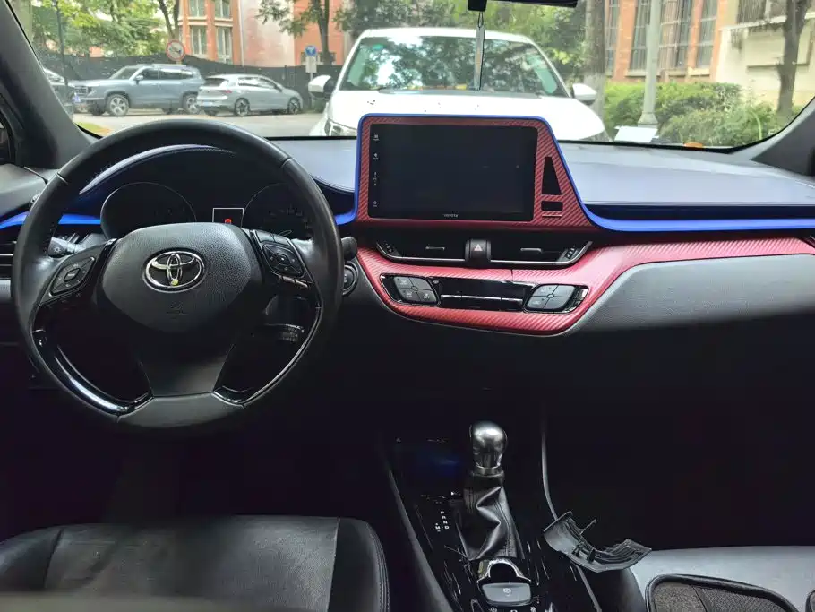 Toyota IZOA 2019 — фото 12