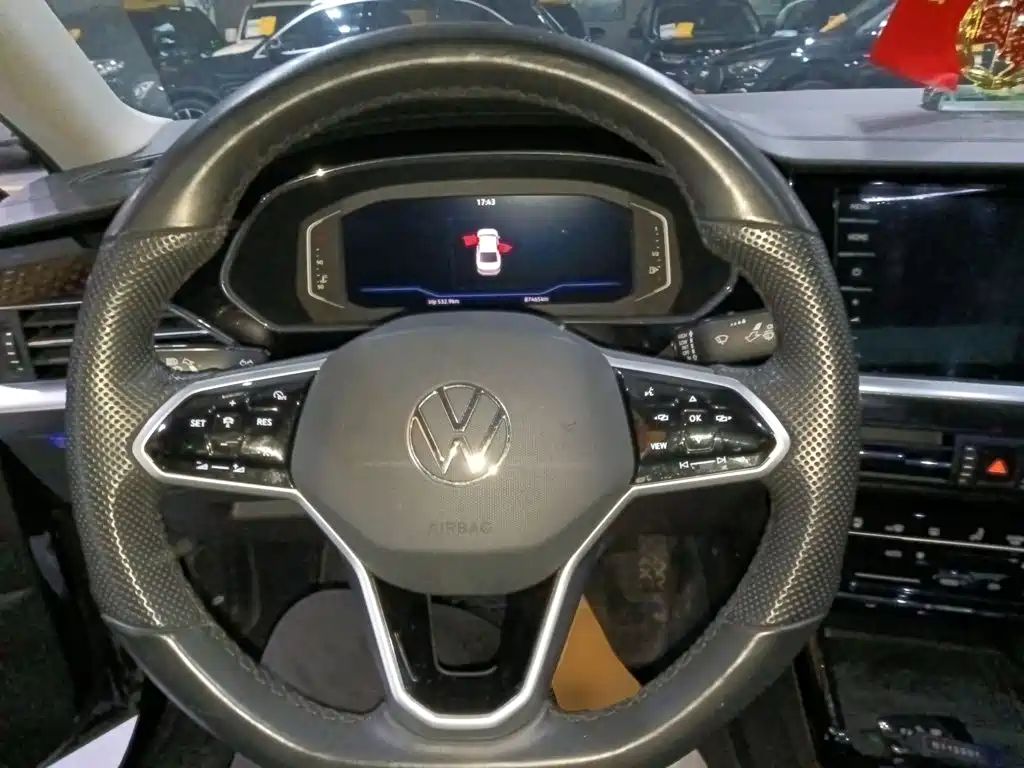 Volkswagen Passat 2022