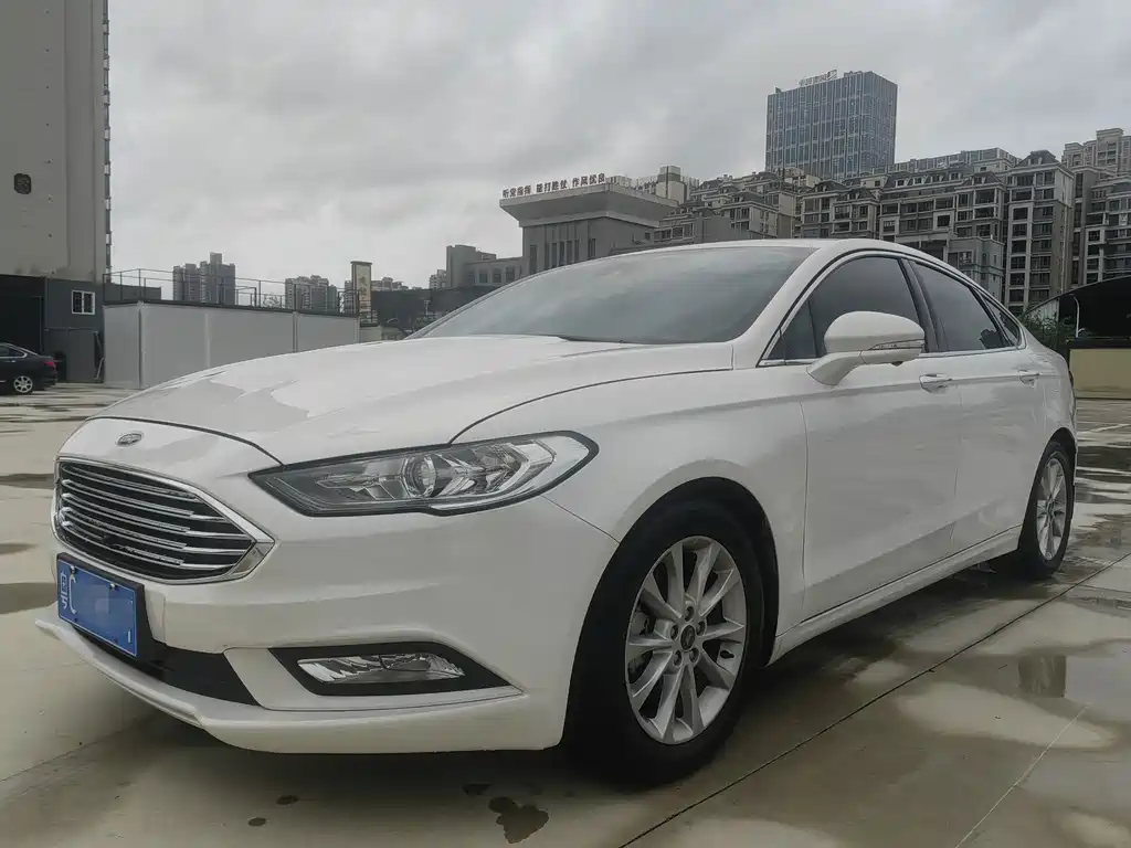 Ford Mondeo 2017 — фото 1