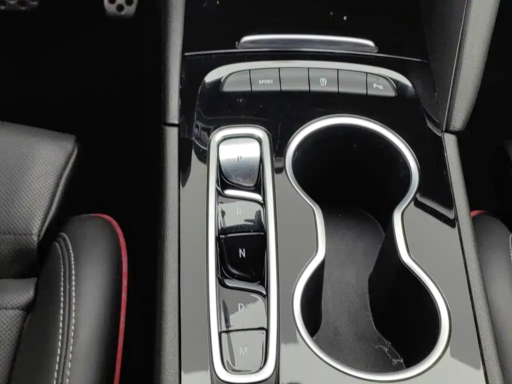 Buick Regal 2022 — фото 13