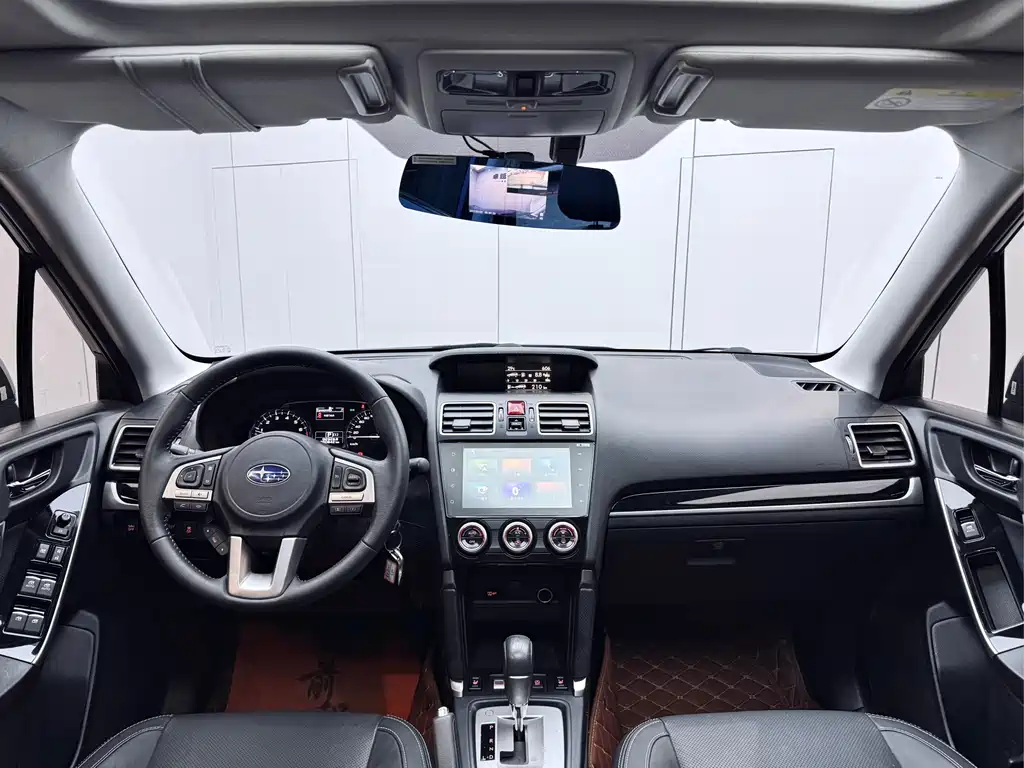 Subaru Forester 2018 — фото 17