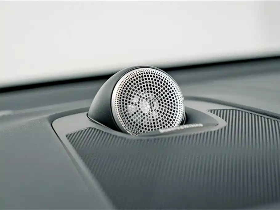 Volvo XC60 PHEV 2025 — фото 20