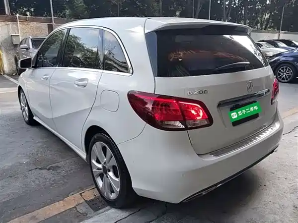 Mercedes-Benz B-Class 2015