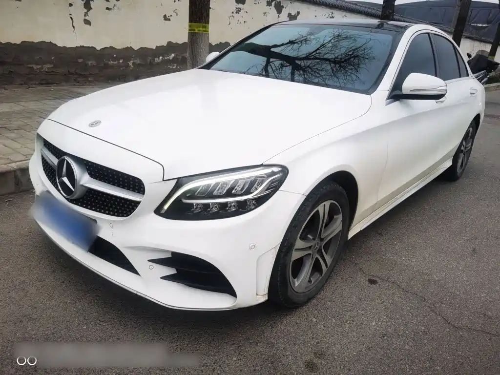 Mercedes-Benz C-Class 2020
