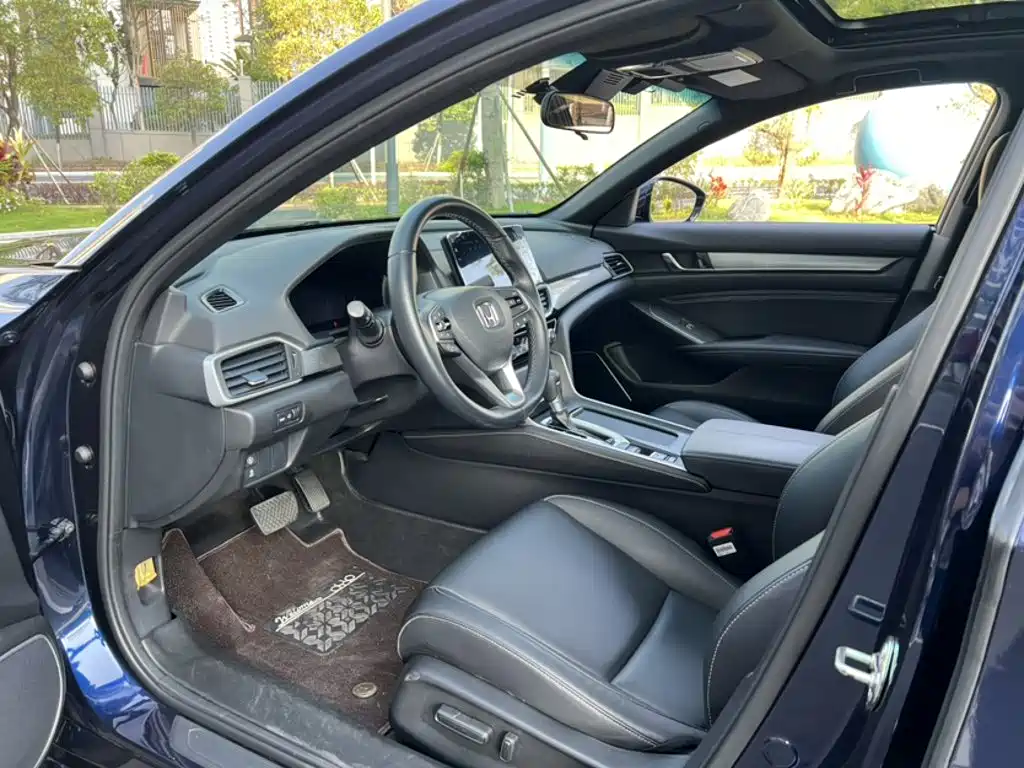 Honda Inspire 2022 — фото 14