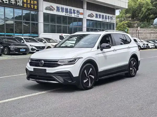 Volkswagen Tiguan L 2025