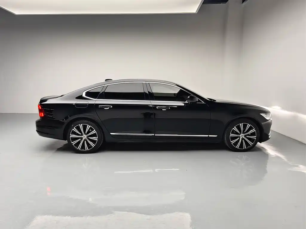 Volvo S90 2022 — фото 10