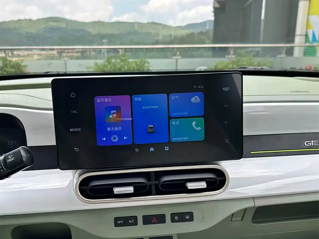 Geely Galaxy Panda 2025 — фото 30