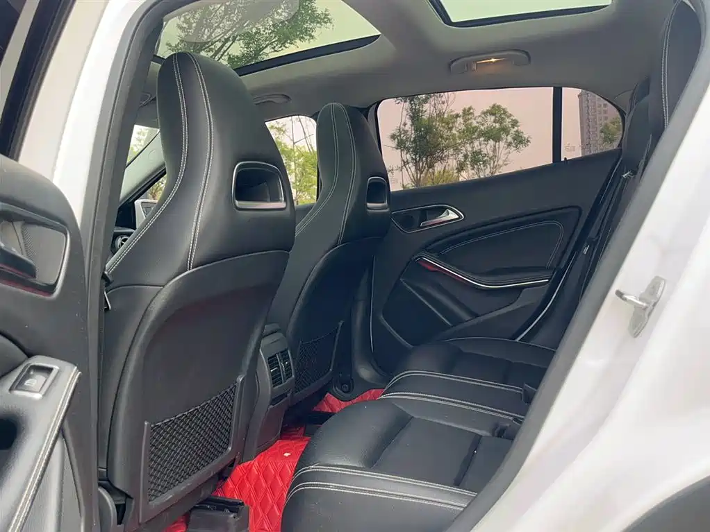 Mercedes-Benz GLA 2019 — фото 13