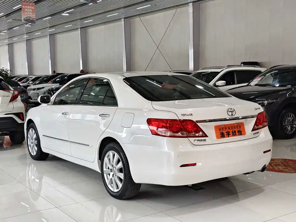 Toyota Camry 2009 — фото 4
