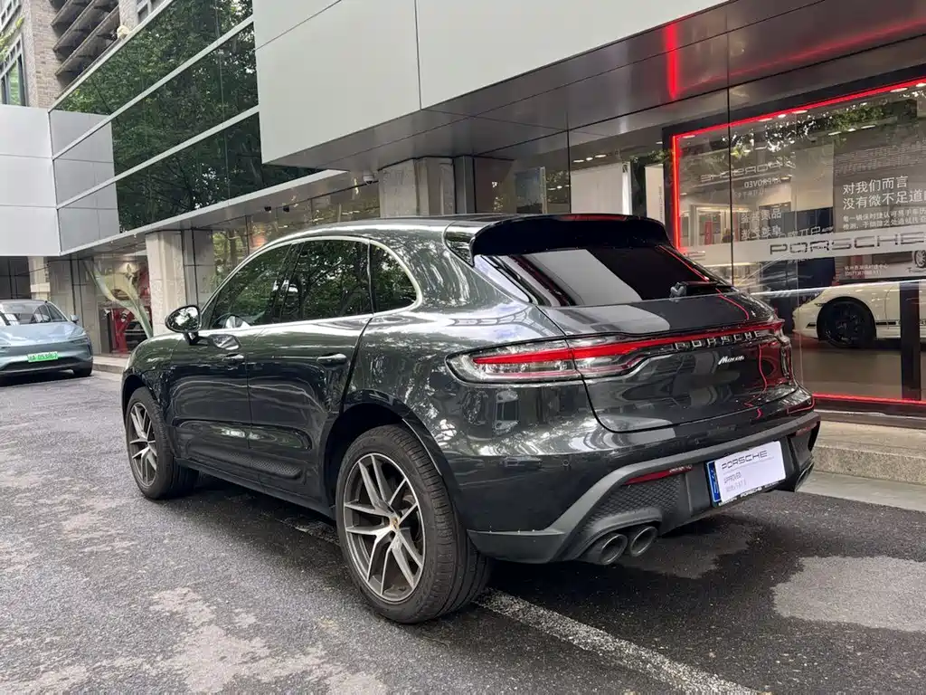 Porsche Macan 2022 — фото 13