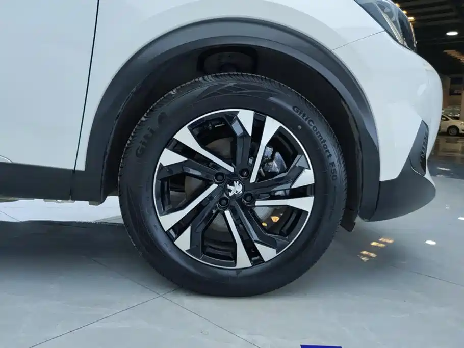 Peugeot 2008 2022