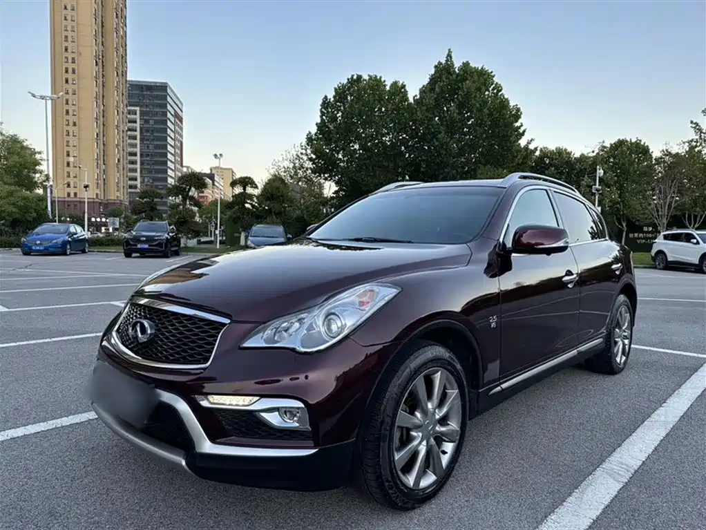 Infiniti QX50 2017 — фото 2
