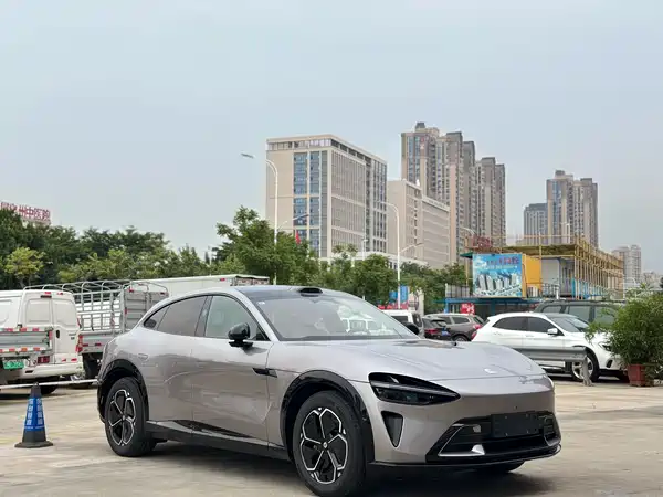 Xiaomi YU7 2025