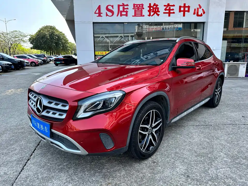 Mercedes-Benz GLA 2018 — фото 1
