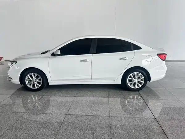 Roewe i5 2021