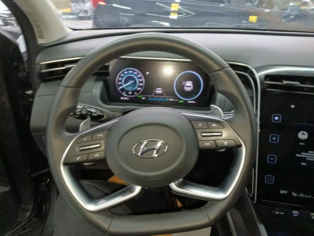 Hyundai Tucson 2022 — фото 11