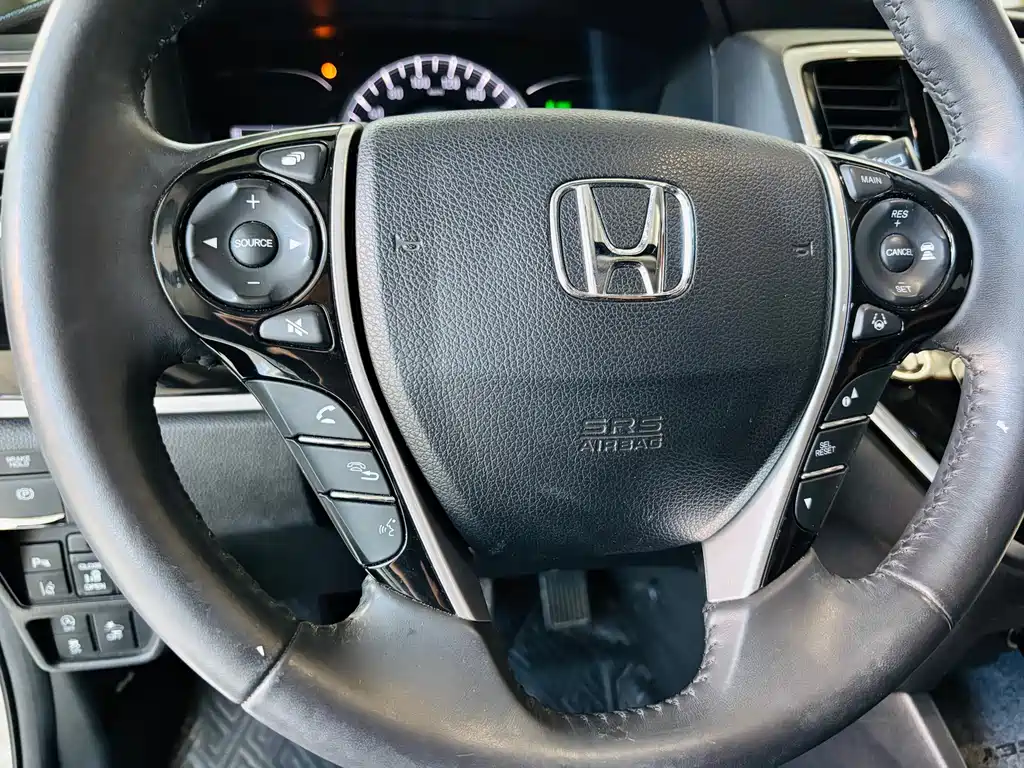 Honda Odyssey 2019 — фото 21