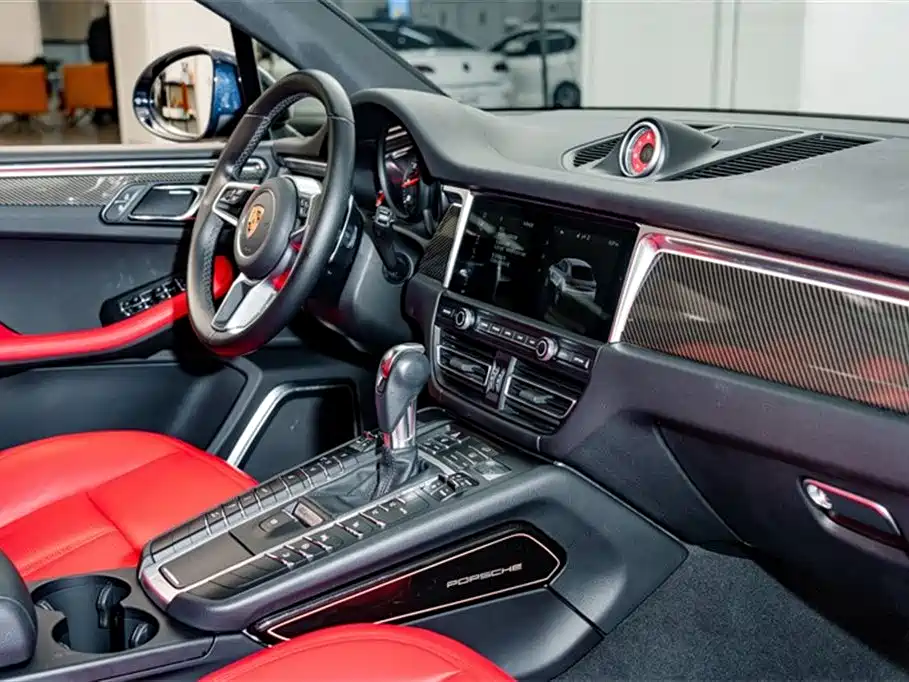 Porsche Macan 2022 — фото 19