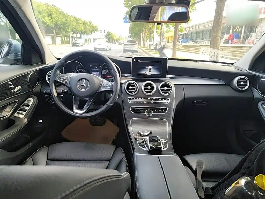Mercedes-Benz C-Class 2016 — фото 10