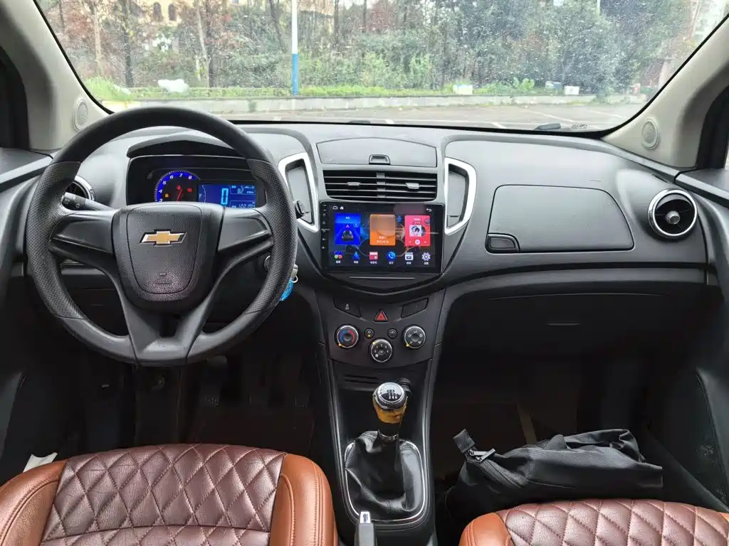 Chevrolet Trax 2016 — фото 10