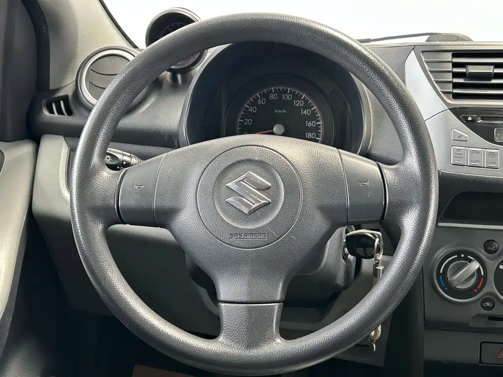 Suzuki Alto 2016 — фото 21