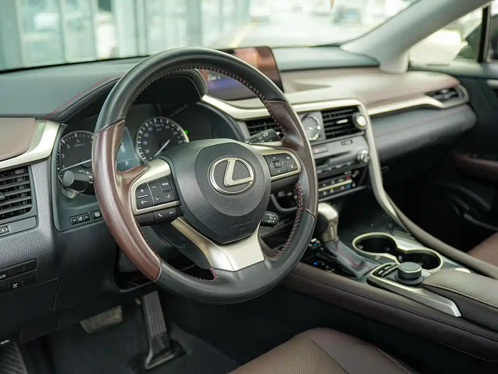 Lexus RX 2016 — фото 10