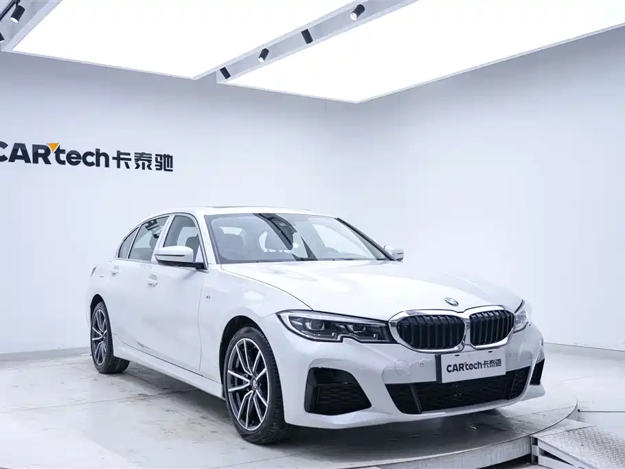 BMW 3 Series 2021