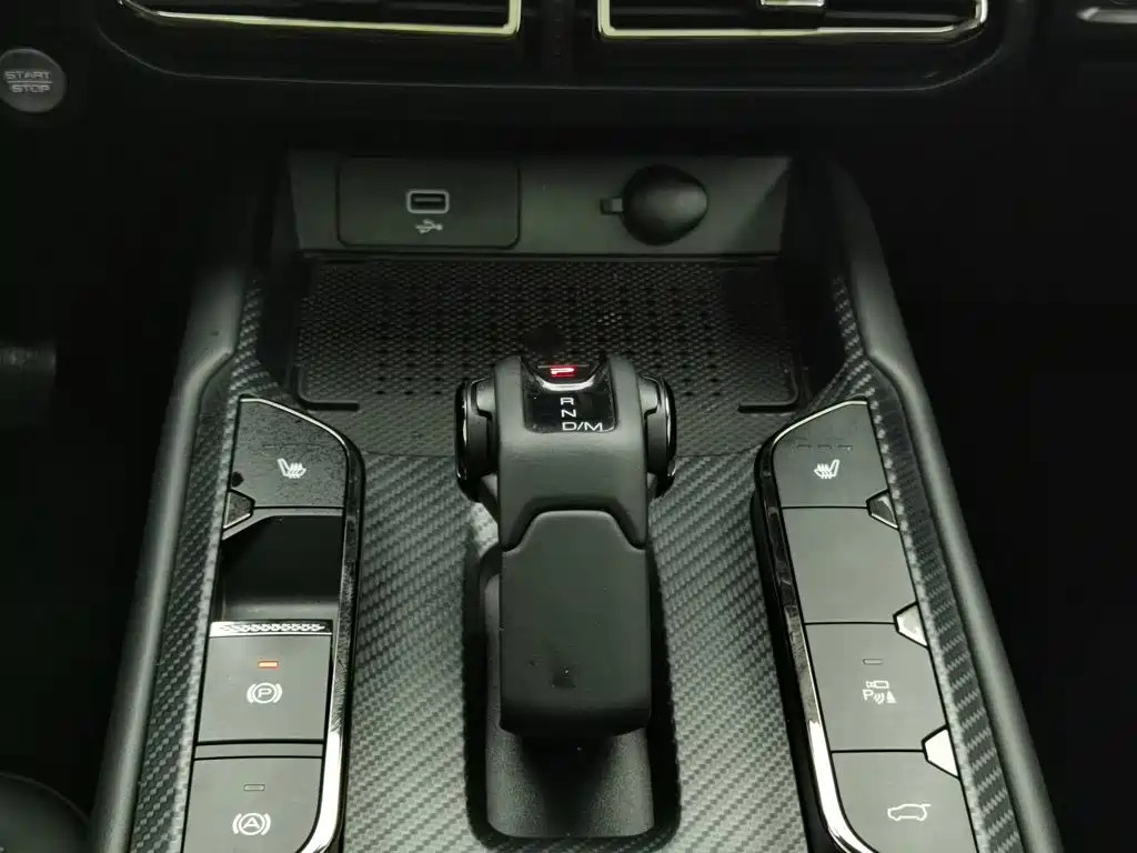 Haval Dog PLUS 2023 — фото 13