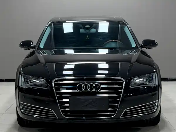 Audi A8 2013