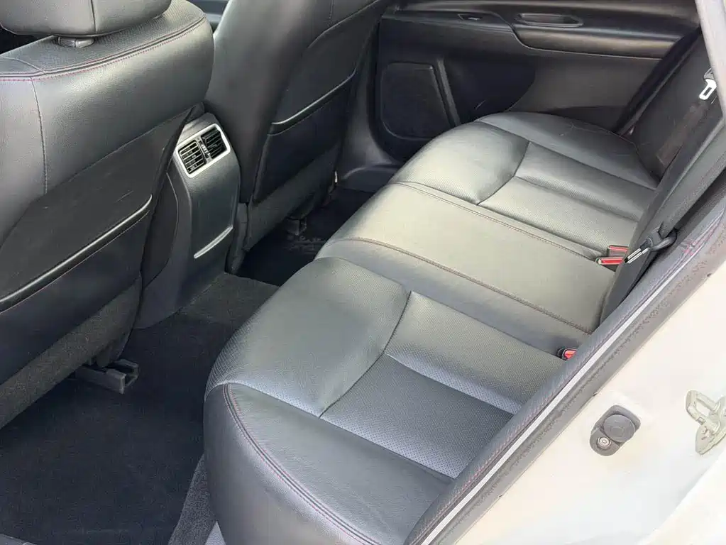 Nissan Teana 2016 — фото 12