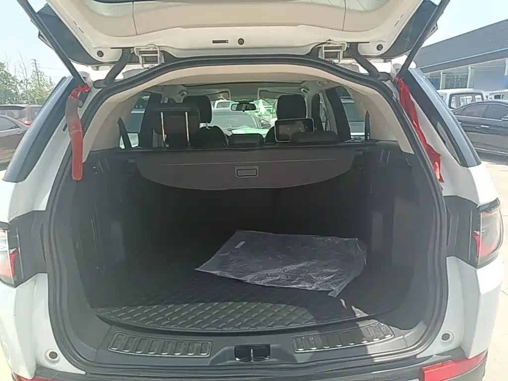 Land Rover Discovery Sport 2020 — фото 15