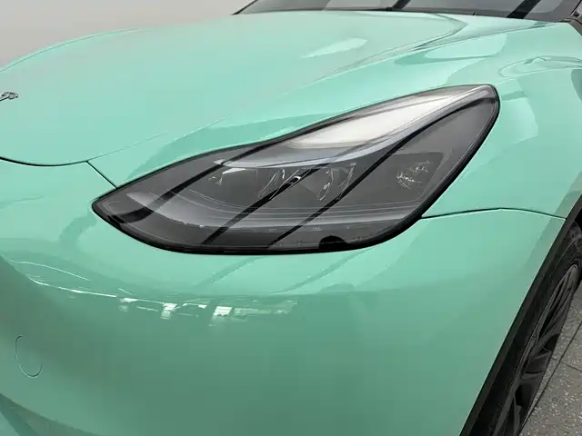 Tesla Model Y 2024 — фото 18