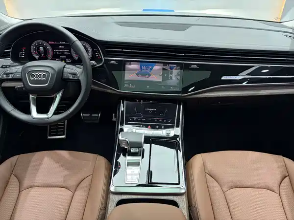 Audi Q7 2023