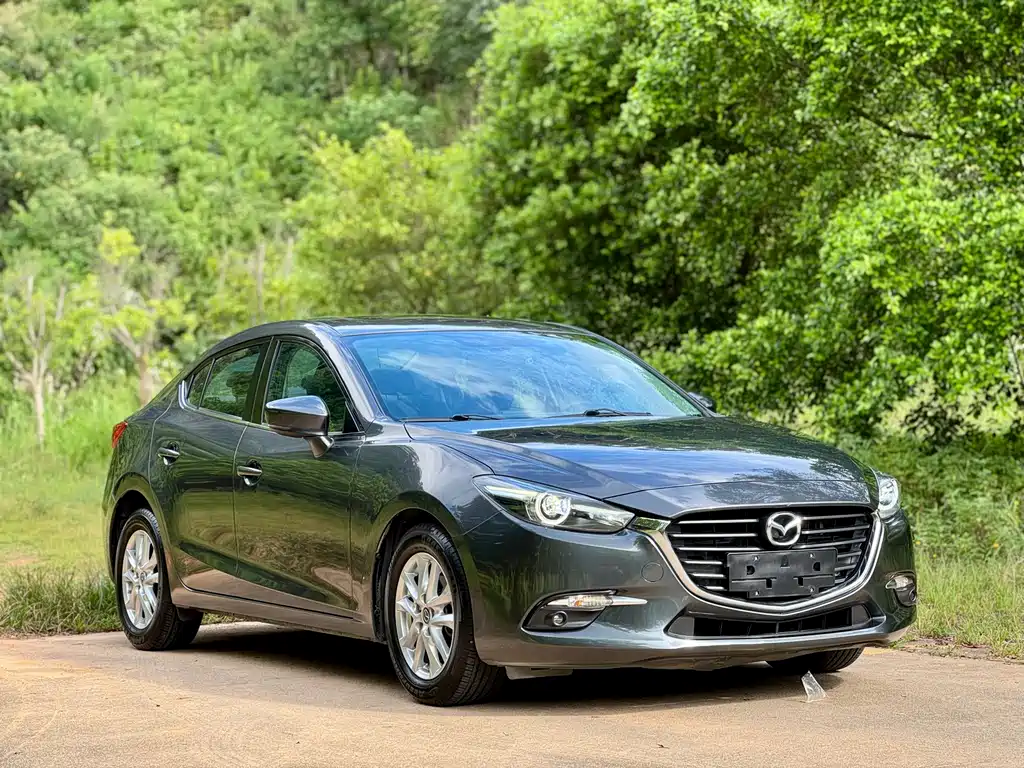 Mazda 3 Axela 2019 — фото 3