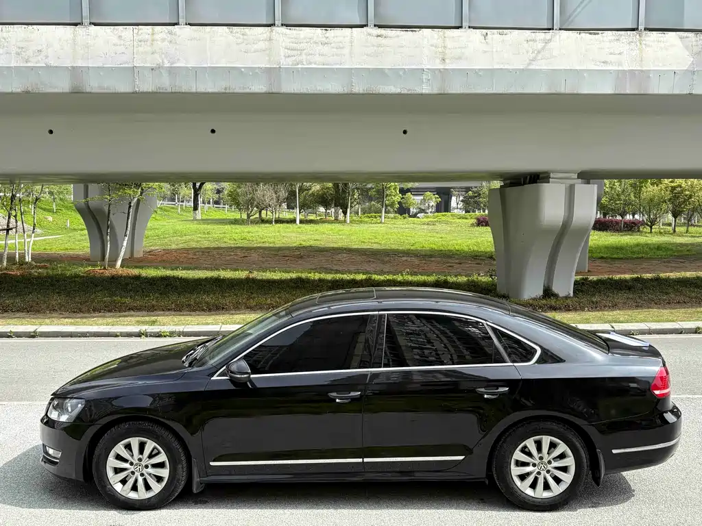 Volkswagen Passat 2014 — фото 4