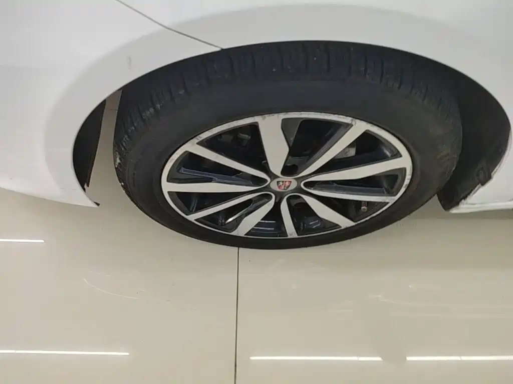 Roewe i6 Classic 2018 — фото 23