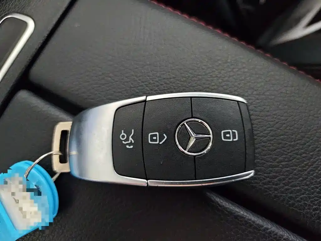 Mercedes-Benz A-Class 2024 — фото 15