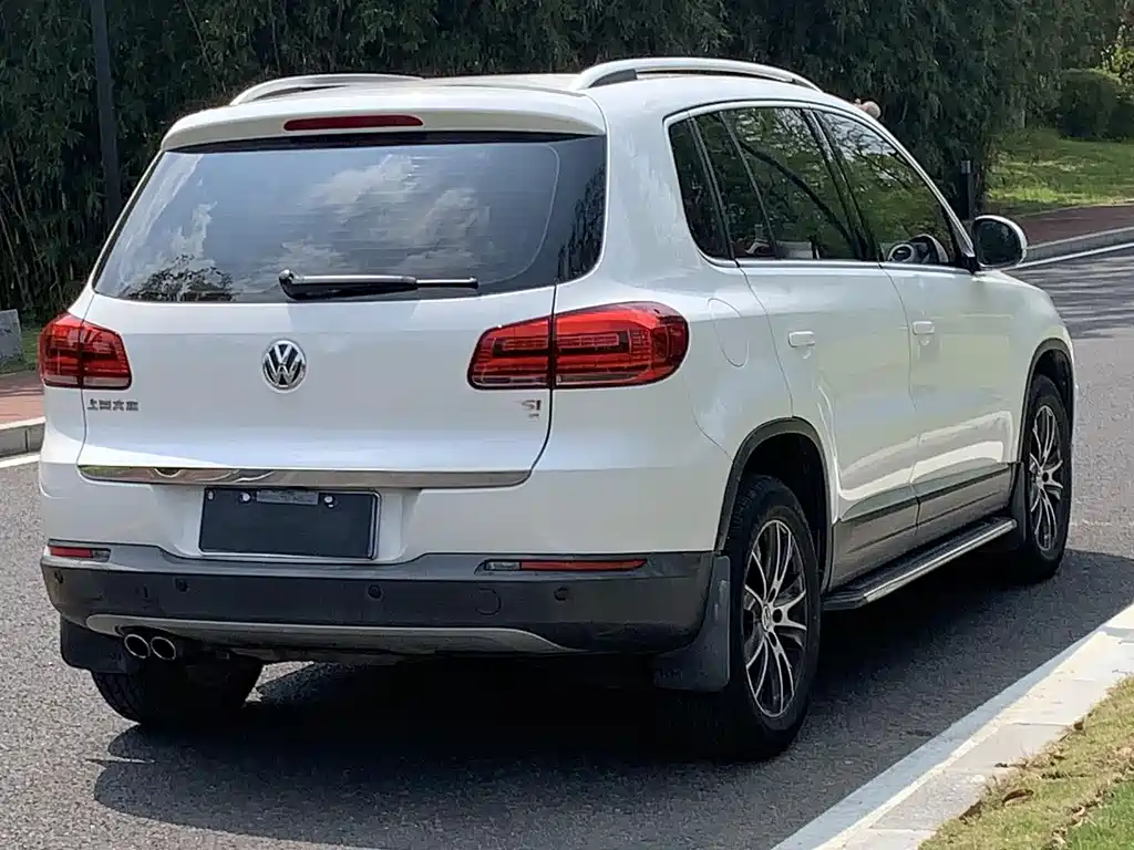 Volkswagen Tiguan 2013 — фото 7