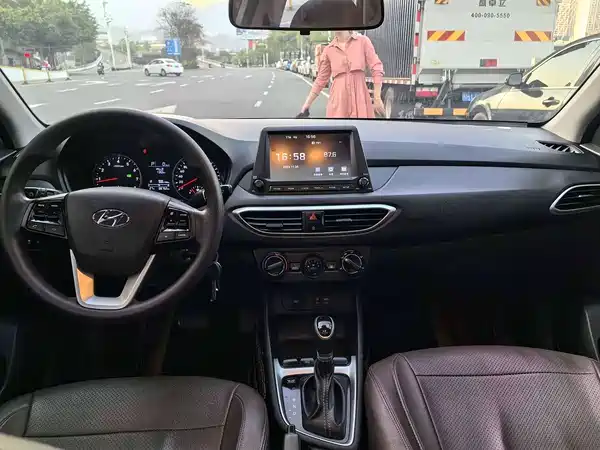 Hyundai Yuedong 2018