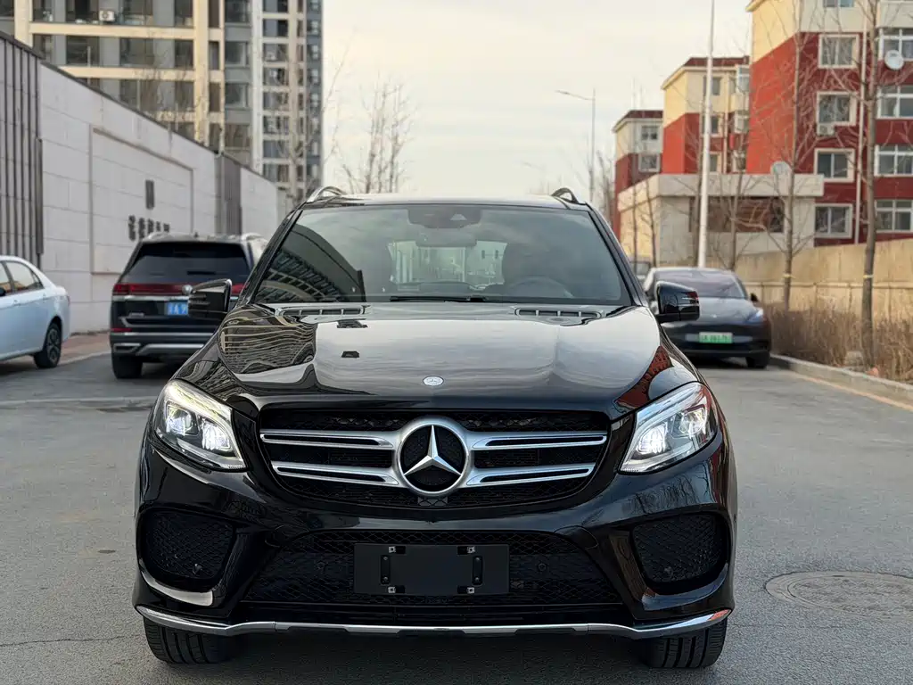 Mercedes-Benz GLE 2016 — фото 2