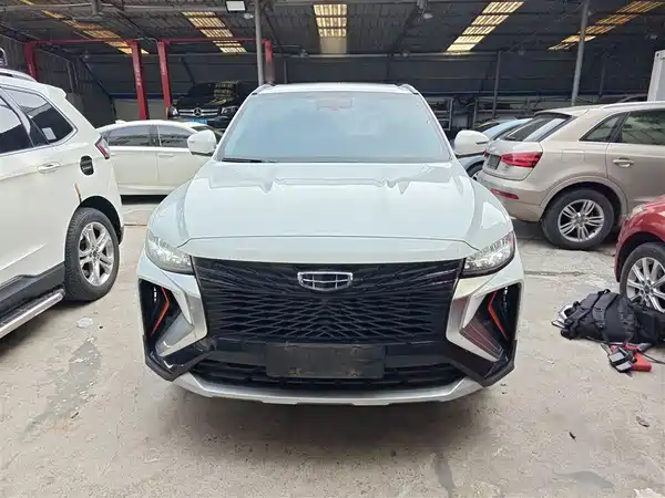 Geely Boyue 2022